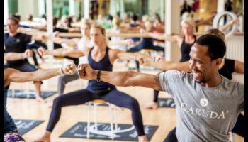 היתוך גמישות: מיזוג חוזק, ניידות וחן