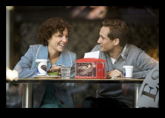 אהבה נוכחית: המהות של חיבור מודע במערכות יחסים